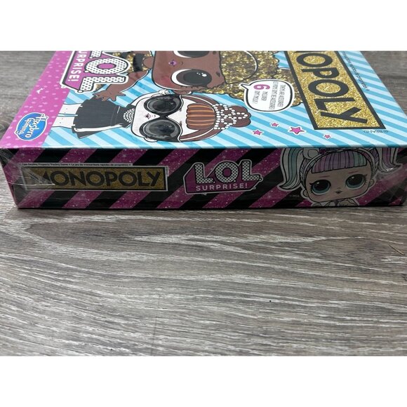 Hasbro LOL Surprise Edition Monopoly B2 Board Game - Picture 3 of 5